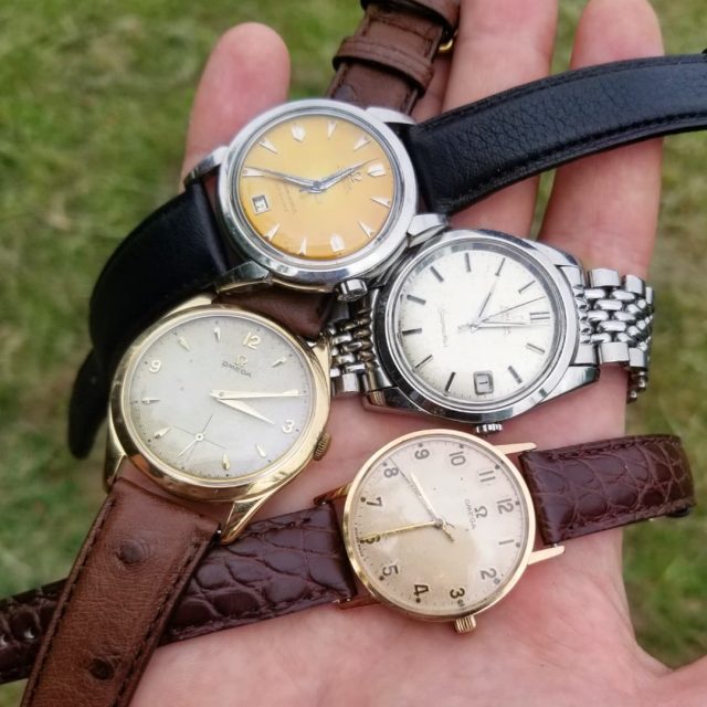 Il reste encore quelques #omega des années 40, 50 et 60 sur le site Web.
Elles ont en commun de très beaux cadrans patinés et d'origine. 
Elles sont révisées et garanties.

Www.paulbouyssou.fr

#omegadeville #omegacosmic #seamastercosmic #omegaspeedmaster #speedmaster #watchporn #watchgeek #watchadict #watchnerd #watchfam #wristwatch #vintage #vintagewatch #patinadial #patine #patina #seamaster #166010 #gold #goldwatch #omegagold #goldomega #montreoriginale